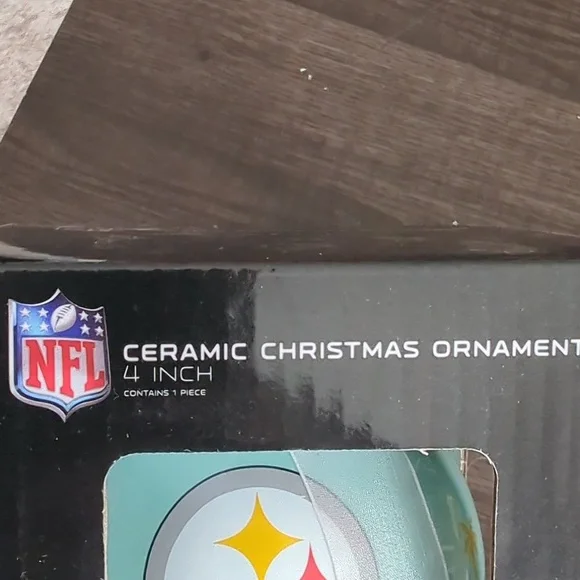 Pittsburgh Steelers Margaritaville Beach Scene Ornament - Picture 3 of 3